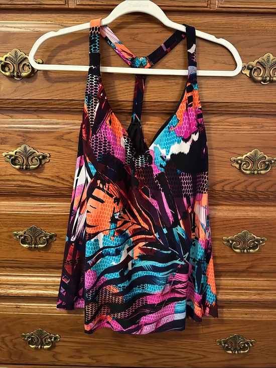 Aqua Green Other - Aqua Green Multicolor Floral Print Tank swim top with Black Trim